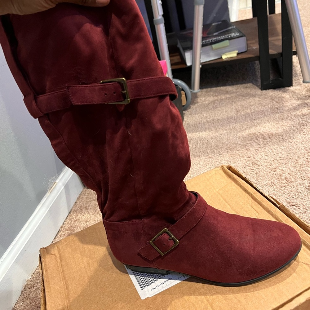 Burgundy Swede Boots  8.5US/41UK